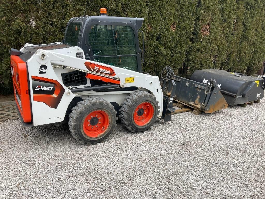 Bobcat S 450 لوادر انزلاقية التوجيه