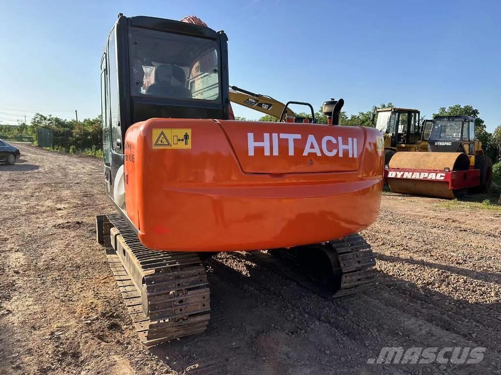 Hitachi ZX70 حفارات وسط 7 طن - 12 طن