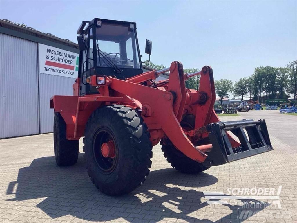 O&K L 15 لوادر بعجل
