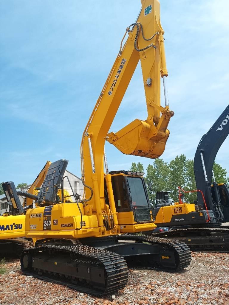 Komatsu PC 240 حفارات زحافة