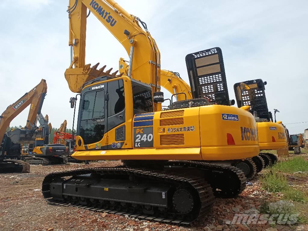Komatsu PC 240 حفارات زحافة