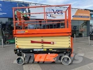 JLG 4045R رافعات مقصية الشكل