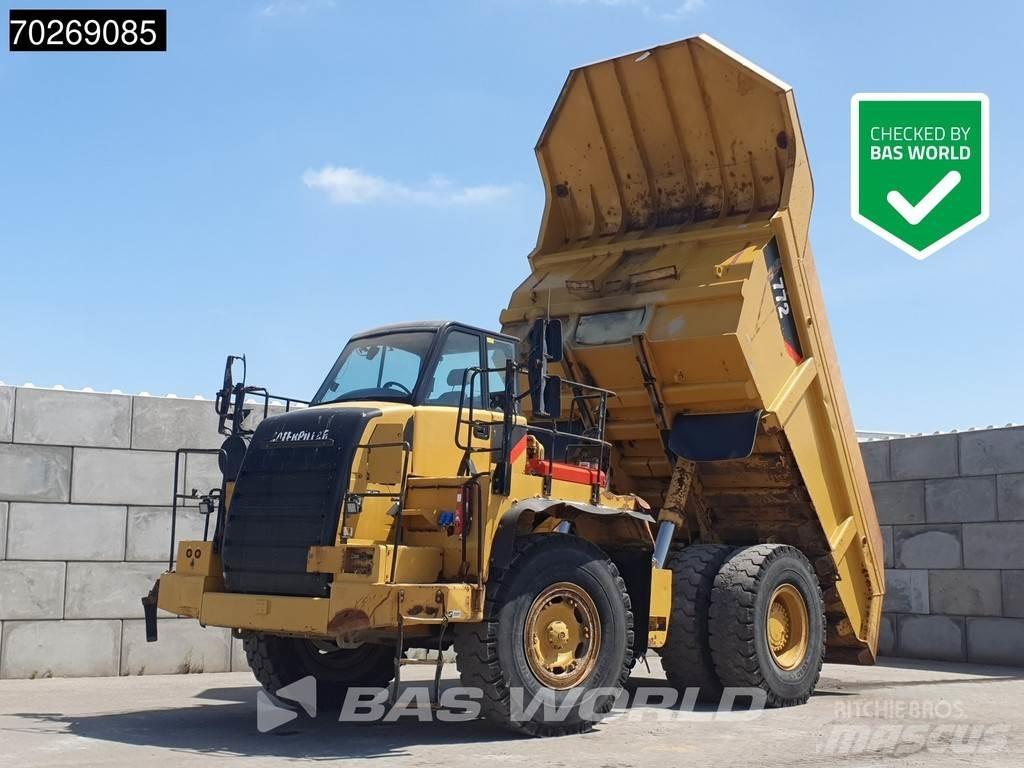 CAT 772 شاحنات المخلفات الصلبة