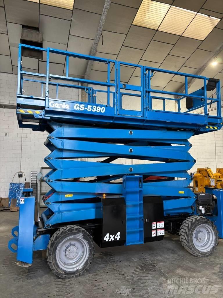 Genie Gs.5390 RT رافعات مقصية الشكل