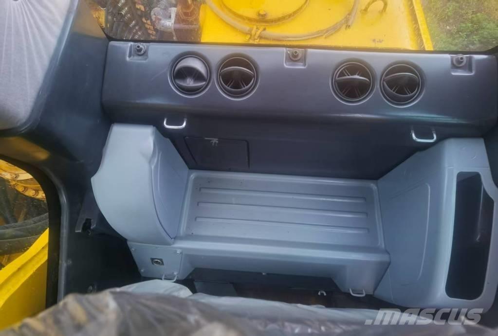 Komatsu PC 450-8 حفارات زحافة