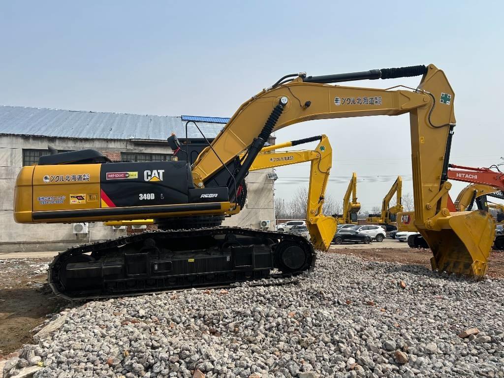 CAT 340 D2L حفارات زحافة