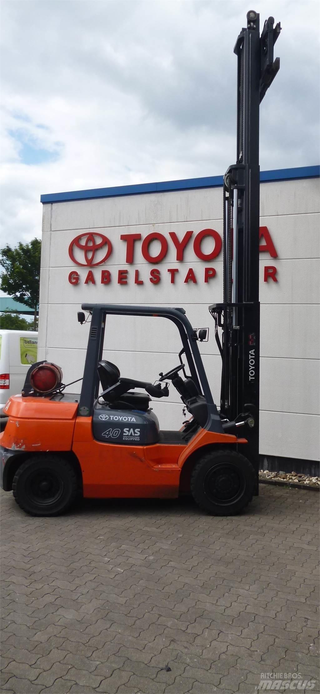 Toyota 02-7FG35 شاحنات LPG