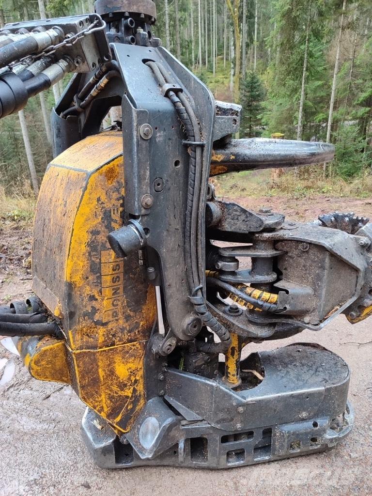 Ponsse Ergo 8W حصادات