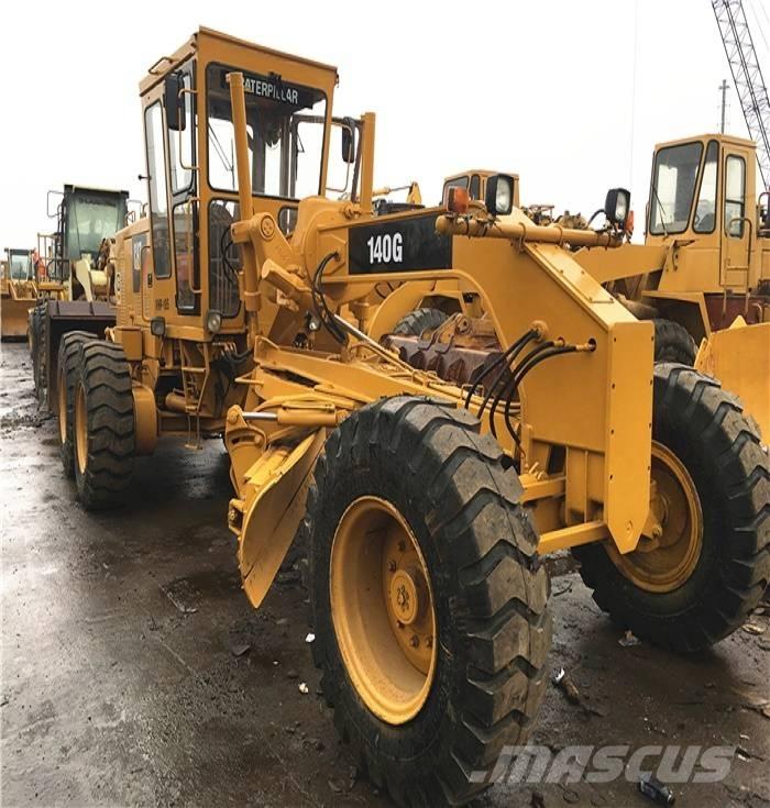 CAT 140 G معدات تمهيد الطرق
