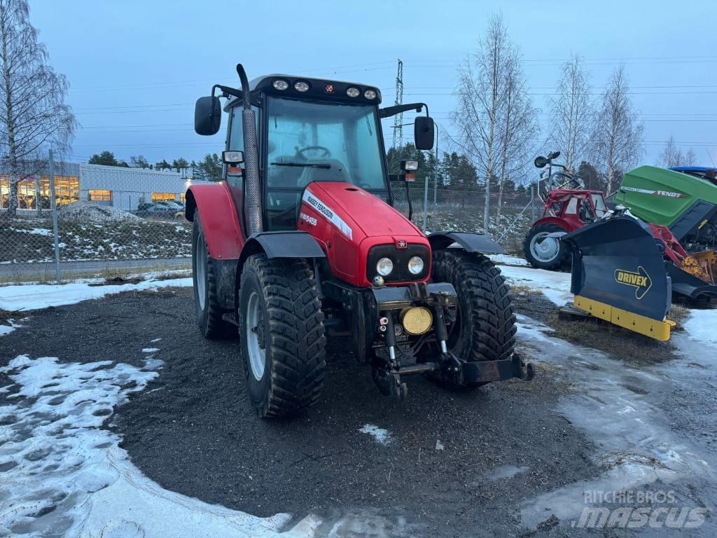 Massey Ferguson 5455 الجرارات