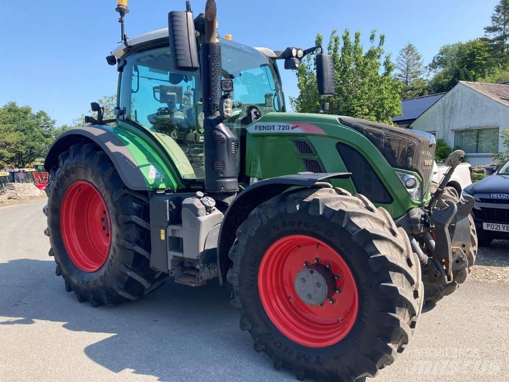 Fendt 720 Profi Plus الجرارات