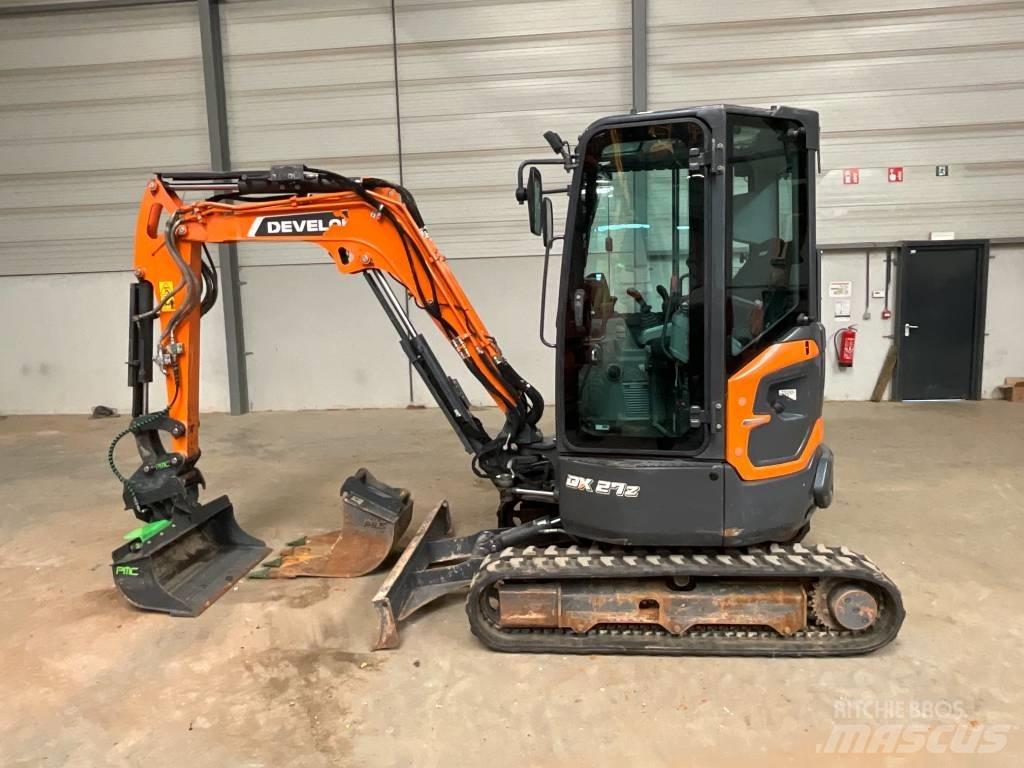 Develon DX 27 Z-7 حفارات صغيرة أقل من 7 طن (حفارات صغيرة)
