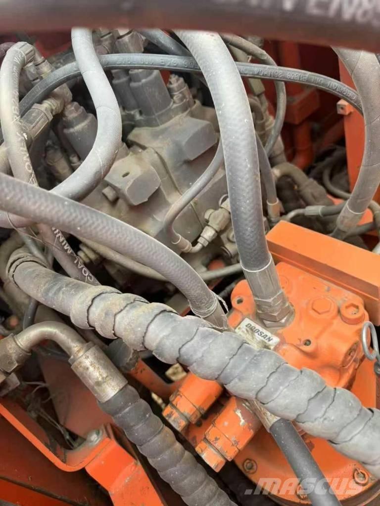 Doosan dx150 حفارات زحافة