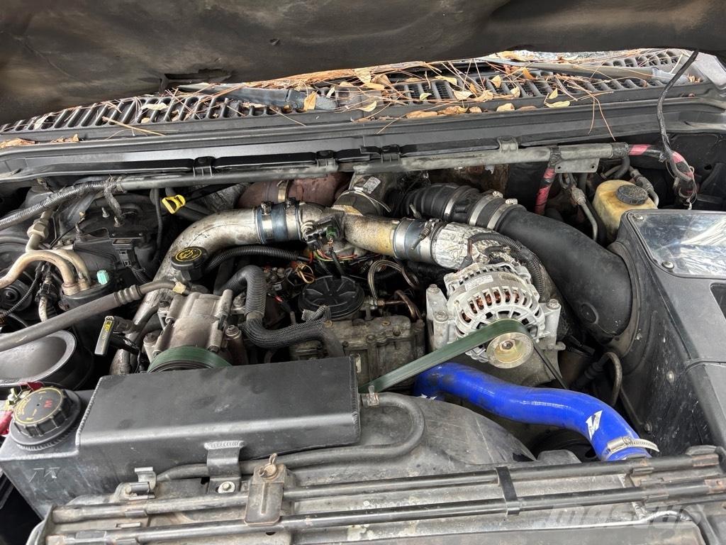 Ford F 350 شاحنات خفيفة/مفصلية الجوانب