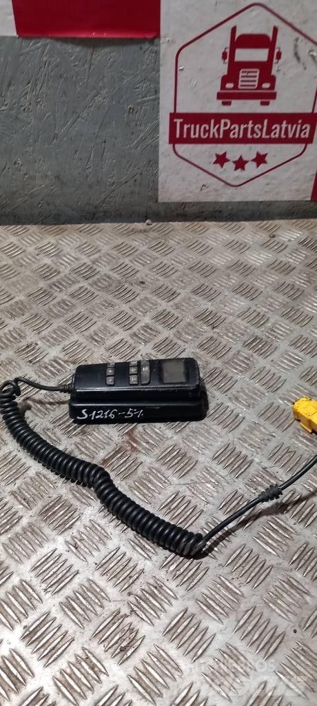 Scania R 440    1758161 كابينة والداخلية