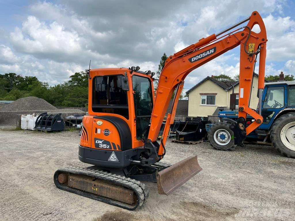 Doosan DX35Z حفارات صغيرة أقل من 7 طن (حفارات صغيرة)