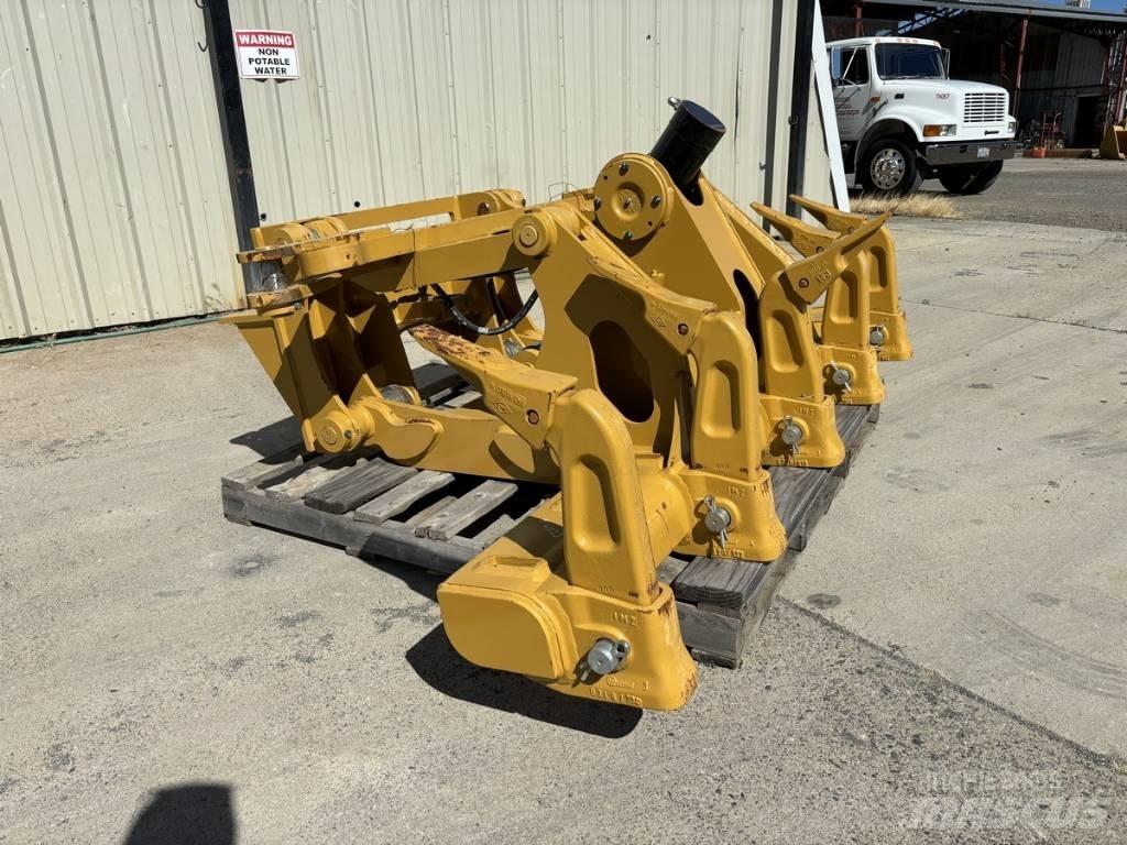 CAT 140 M 3 مكونات أخرى