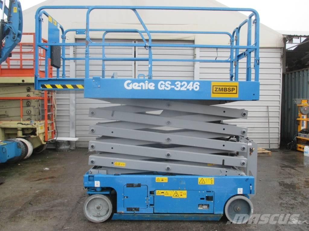 Genie GS 3246 رافعات مقصية الشكل