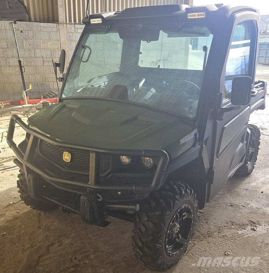 John Deere XUV865M مركبات لجميع التضاريس