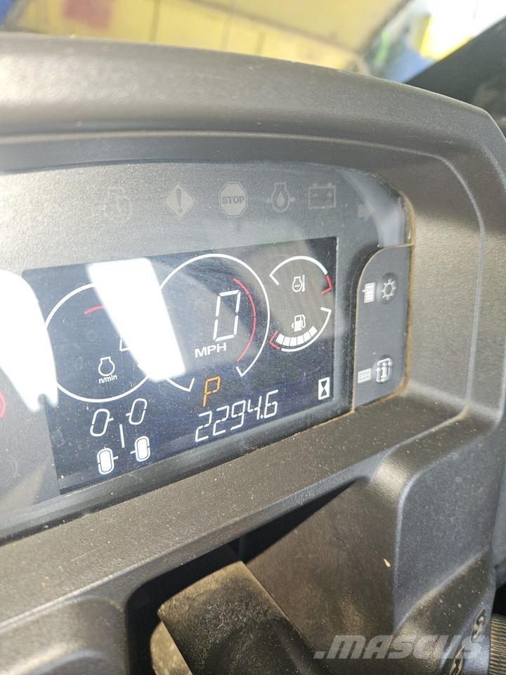 John Deere XUV865M مركبات لجميع التضاريس