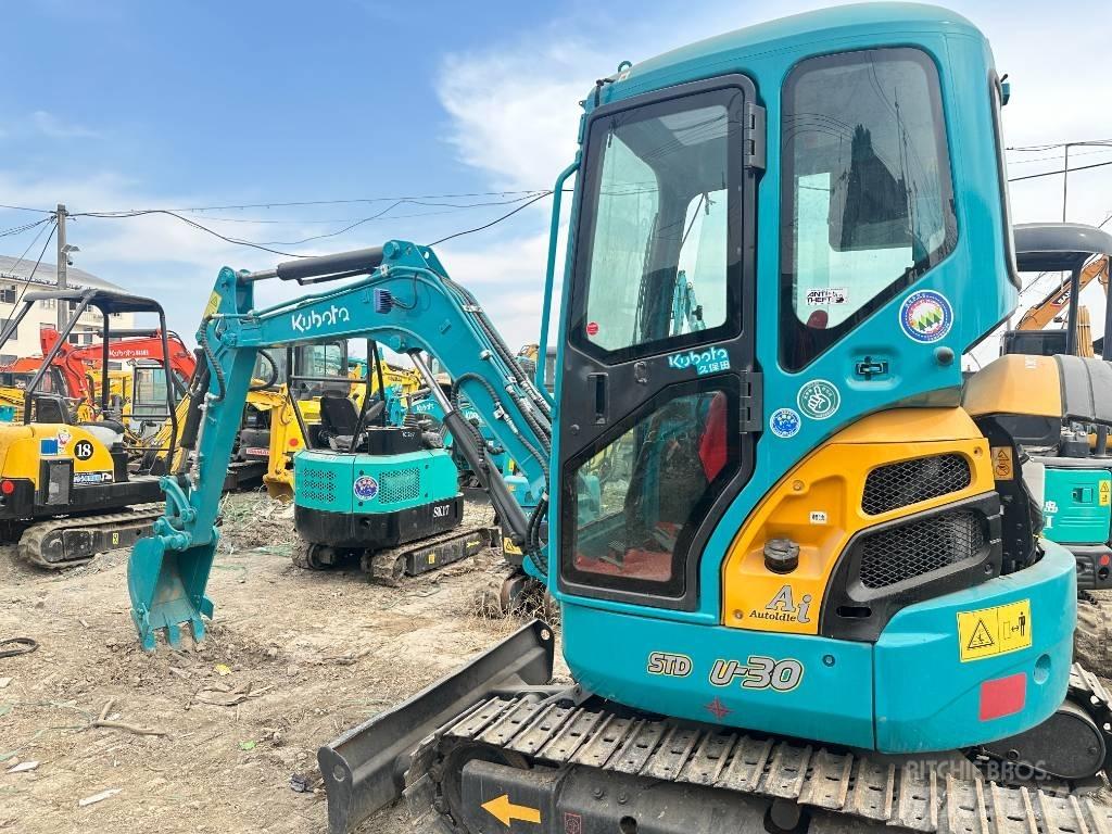 Kubota U 30 حفارات زحافة