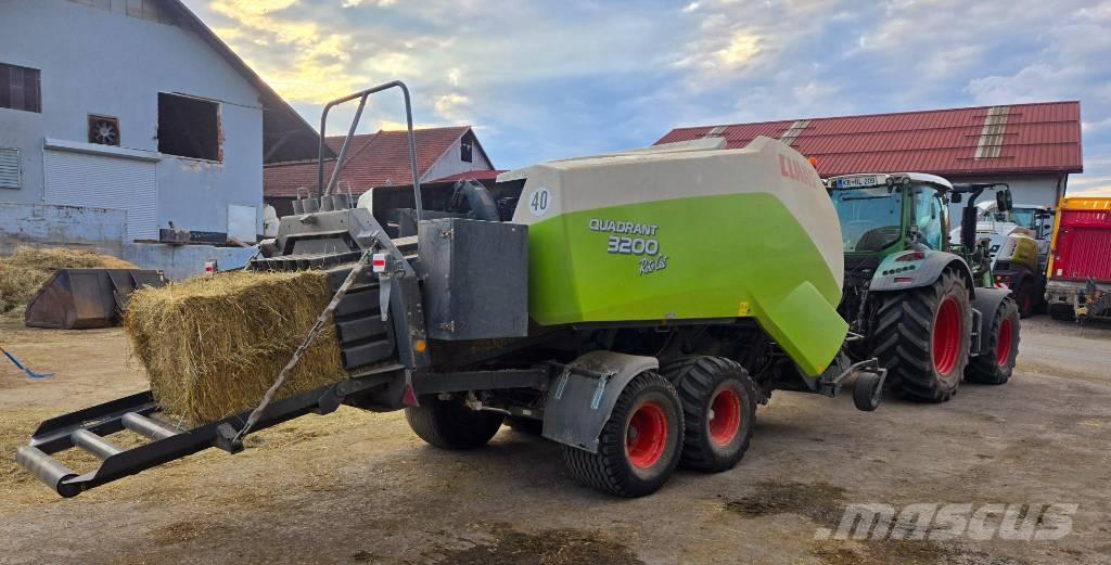 CLAAS RC3200 محزمات مربعة