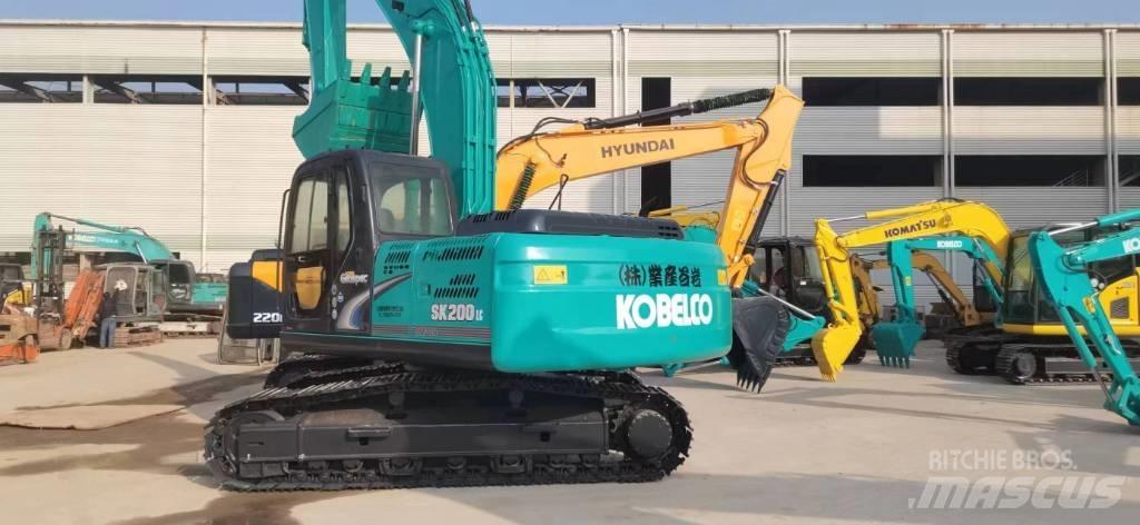 Kobelco SK 200 حفارات زحافة