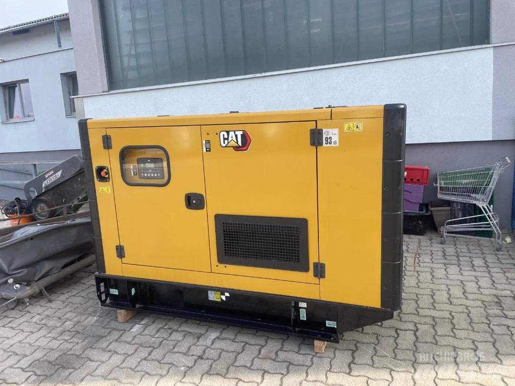 CAT 65 kva مولدات ديزل