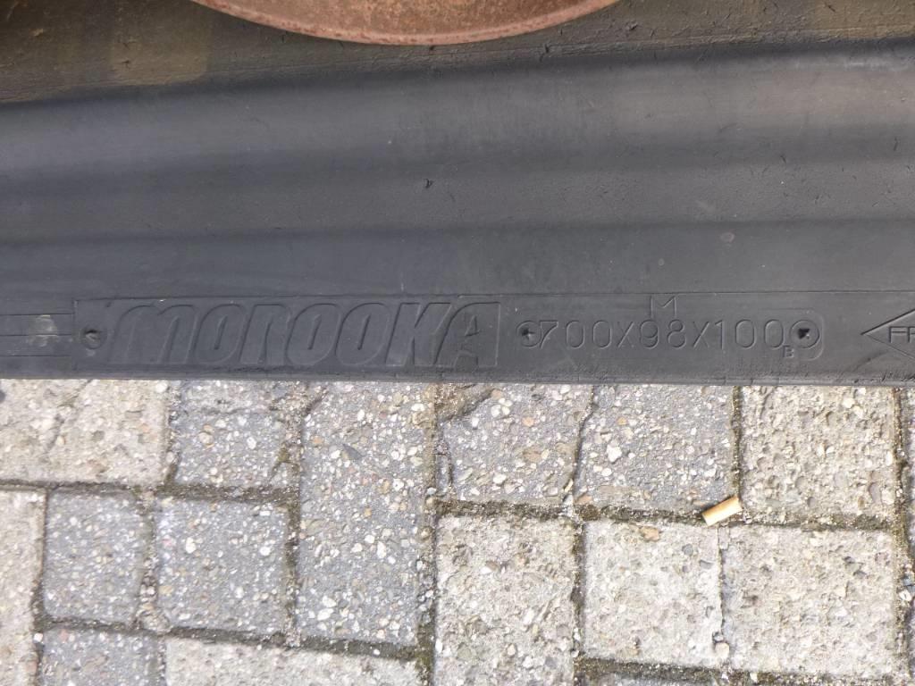 CAT LD700E عربات نقل قلابة مجنزرة