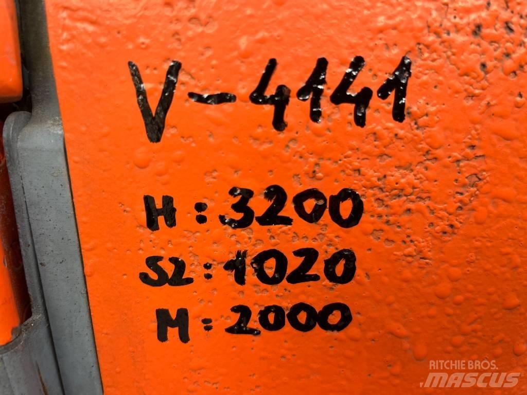 Grouve TOUCAN     V-4141 رافعات السارية الرأسية
