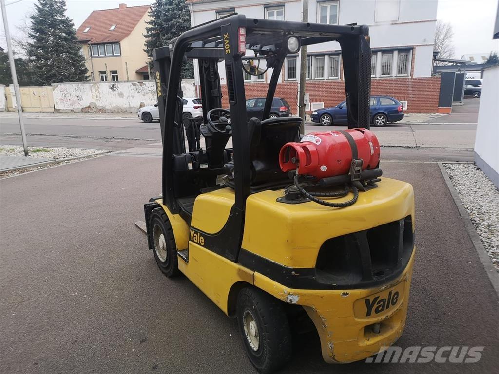 Yale GLP30VX شاحنات LPG