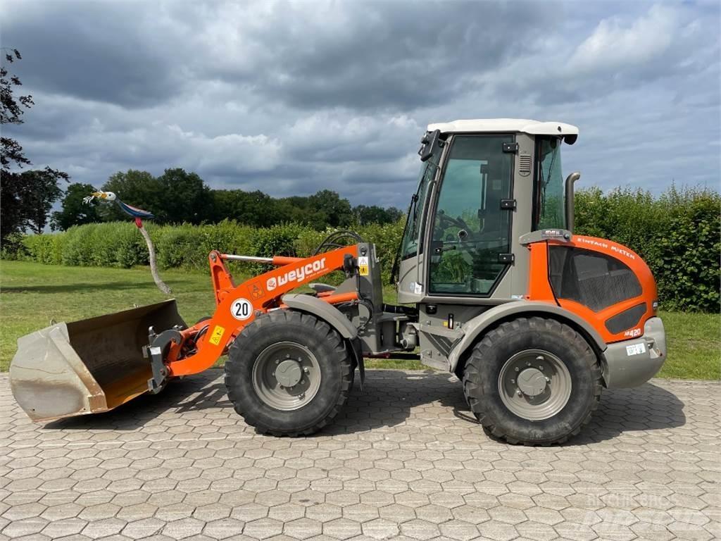 Atlas AR420 لوادر بعجل