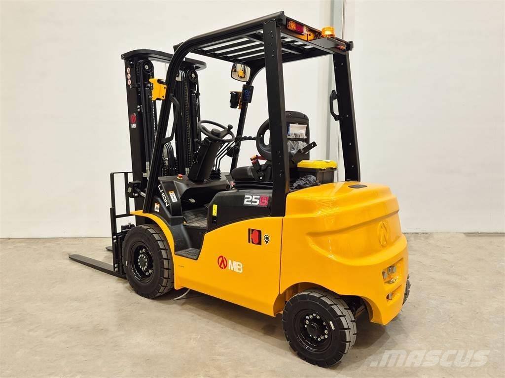  MB Forklift EFL253 شاحنات ذات رافعات شوكية تعمل بالكهرباء