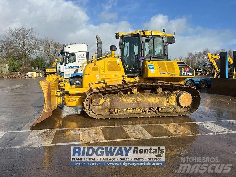 Komatsu D 71 PX-24 بلدوزرات مجنزرة