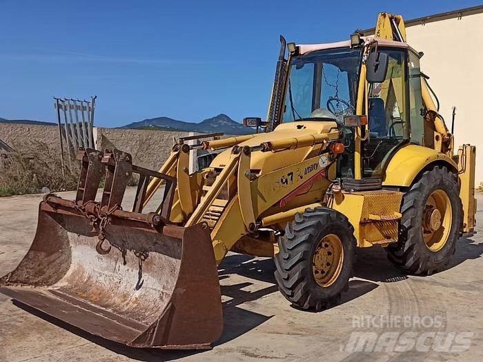 Komatsu WB97R لوادر ذات جرافات عكسية