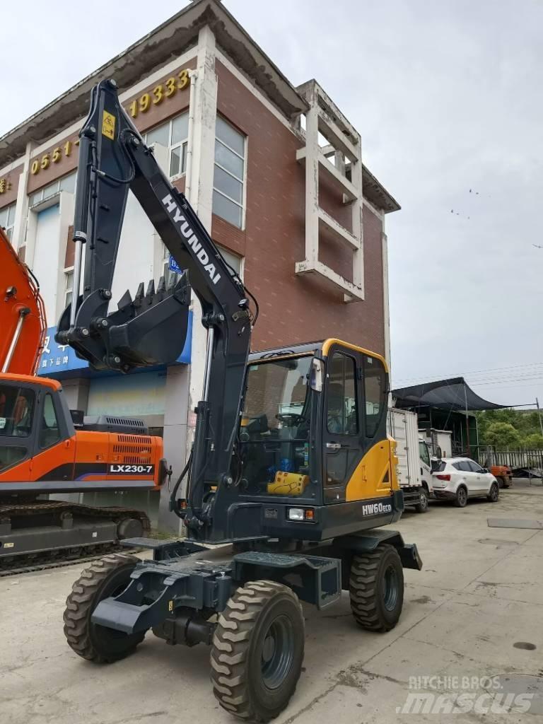 Hyundai HW 60 Eco حفارات بعجل