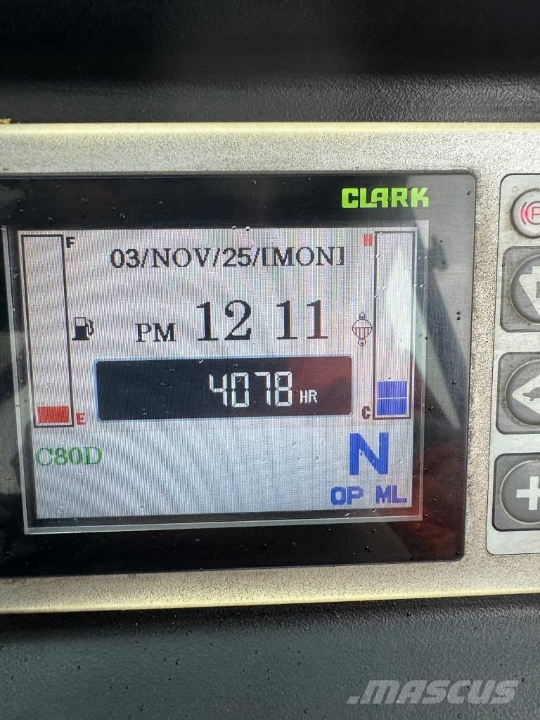 Clark C 80 D شاحنات الديزل