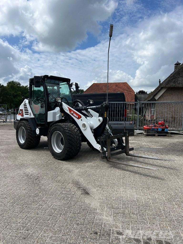 Bobcat L 85 لوادر بعجل