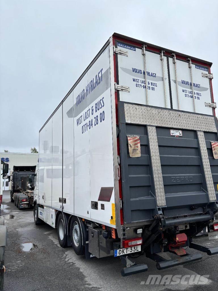 Volvo FM 500 شاحنات بدرجة حرارة قابلة للضبط
