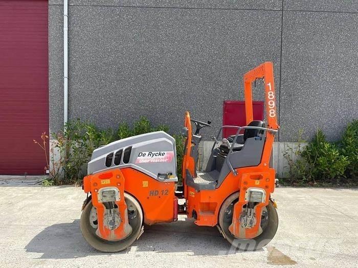Hamm HD12 VV مداحل ثنائية الاسطوانة
