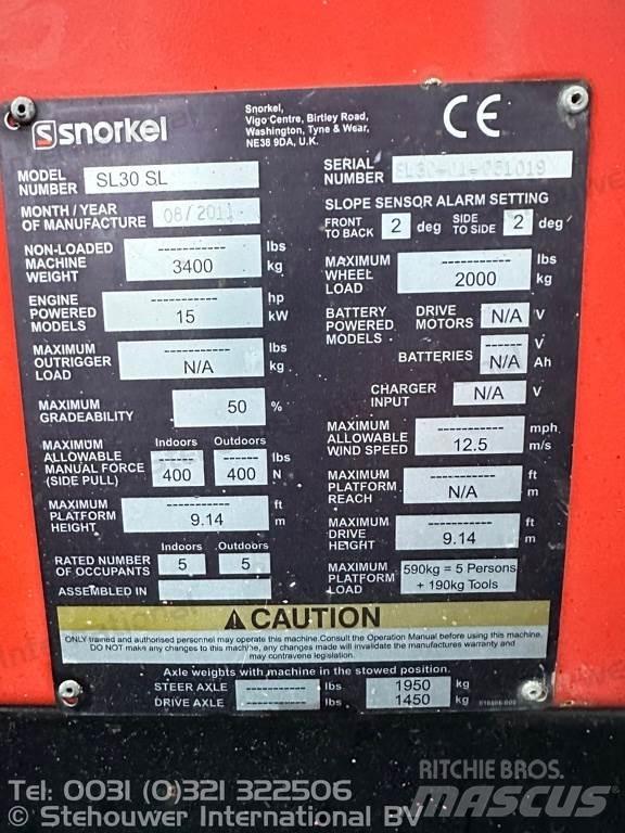 Snorkel SL30 SL رافعات مقصية الشكل