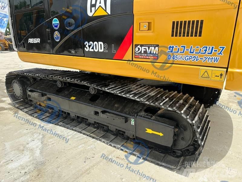 CAT CAT320D2L حفارات زحافة