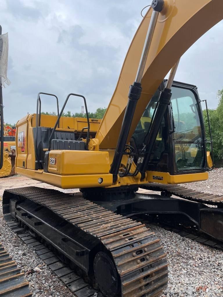 CAT CAT323GX حفارات وسط 7 طن - 12 طن