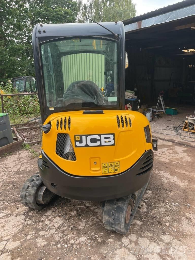JCB 8026 CTS حفارات صغيرة أقل من 7 طن (حفارات صغيرة)