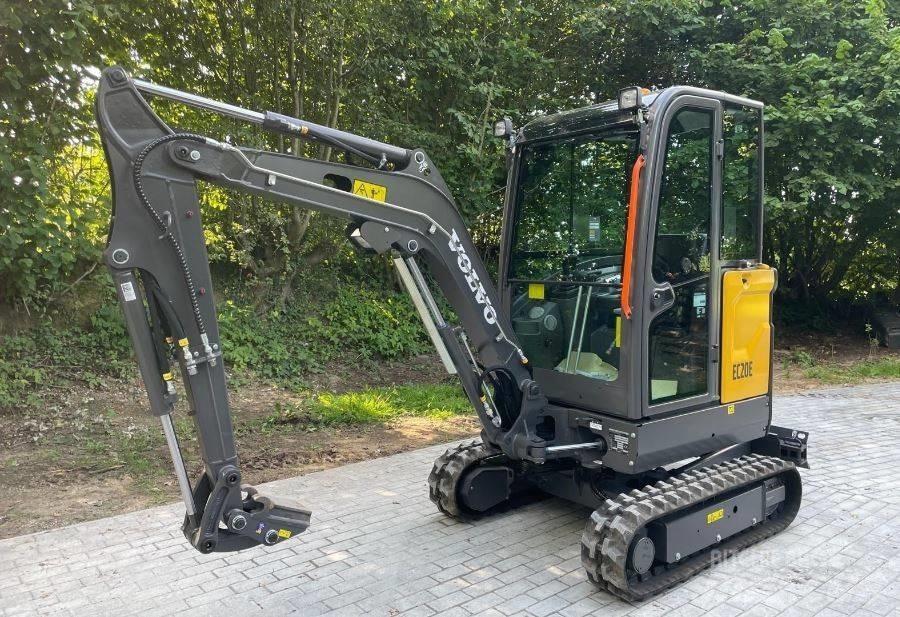 Volvo EC 20 E حفارات صغيرة أقل من 7 طن (حفارات صغيرة)