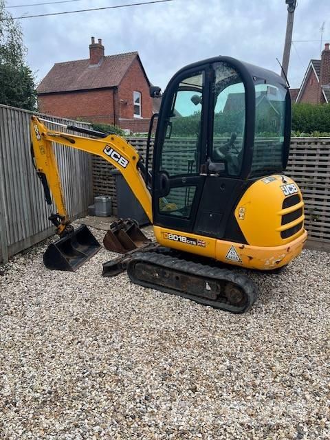 JCB 8018 CTS حفارات صغيرة أقل من 7 طن (حفارات صغيرة)