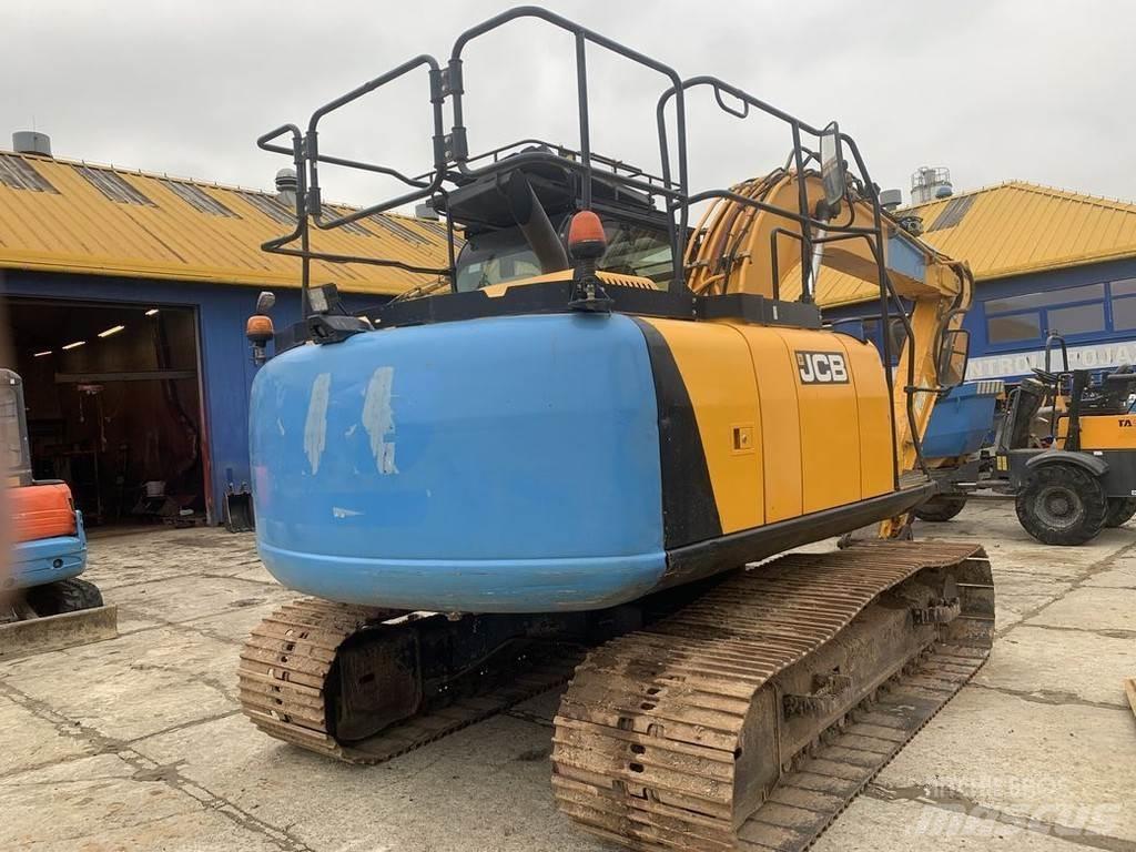 JCB JS130 حفارات زحافة