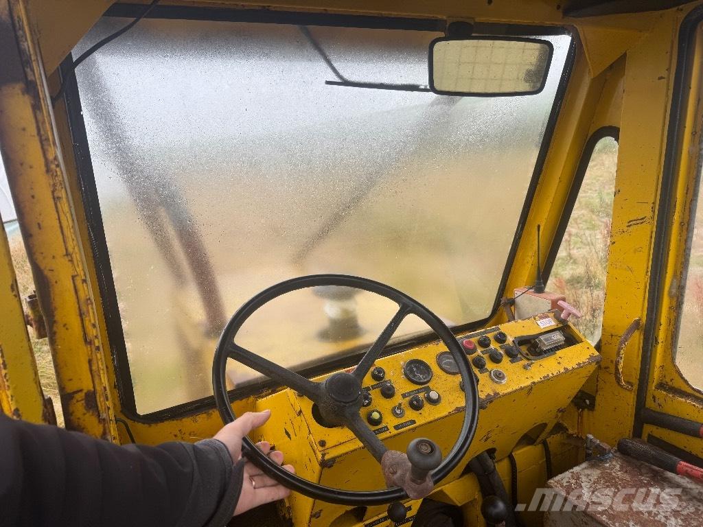 HSM 805 ساحبات الأشجار