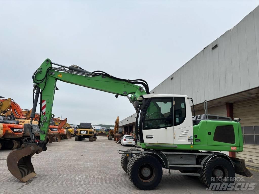 Liebherr A 918 حفارات بعجل