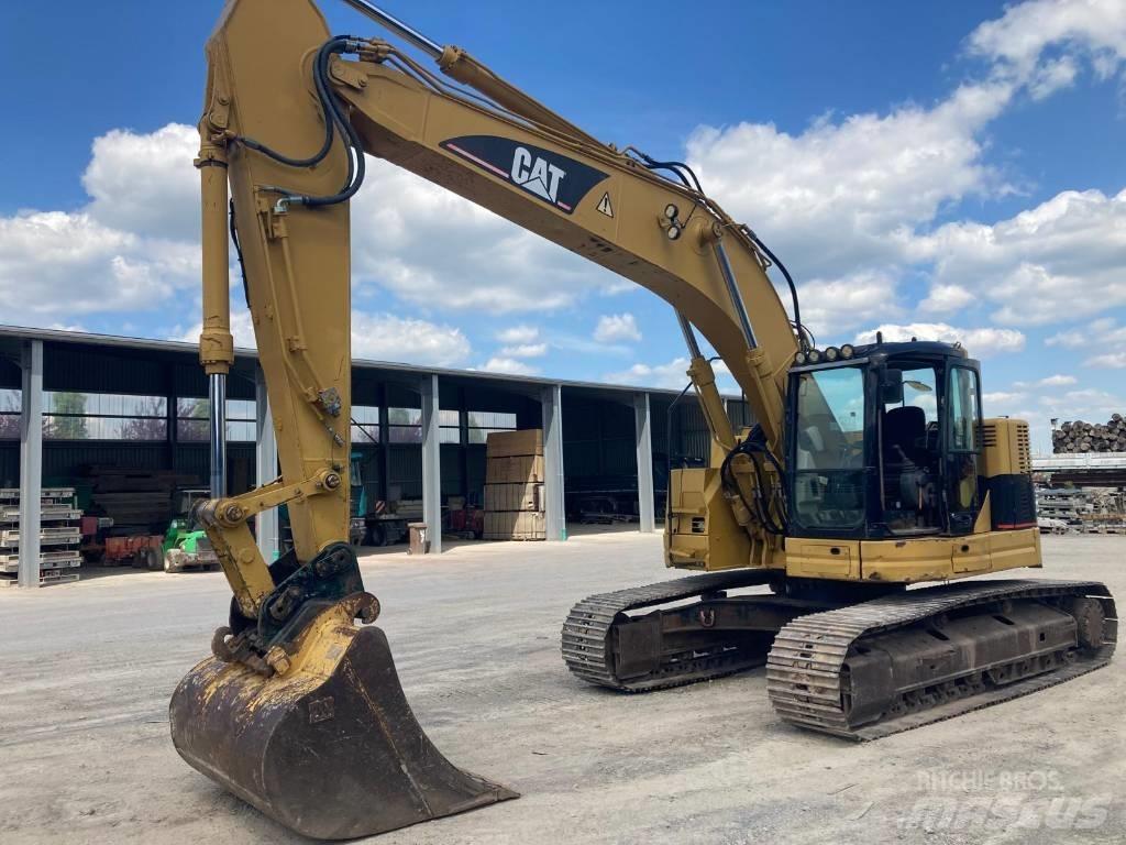 CAT 321 C LCR حفارات زحافة